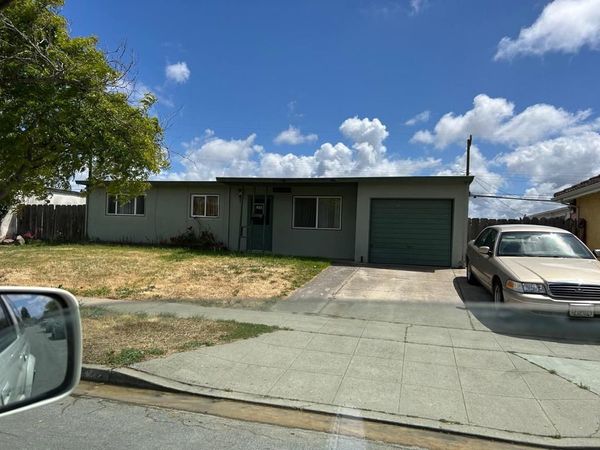 452 Vallejo Street, Salinas, CA 93906