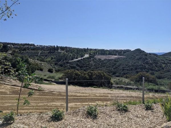 30 COYA Trail, Chatsworth, CA 91311