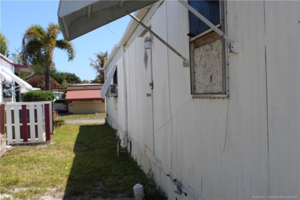 345 NE Tropicalia Lane, Jensen Beach, FL 34957 Photo