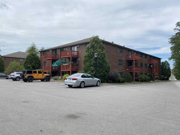 29 Capron Road, Unit 18, Milford, NH 03055