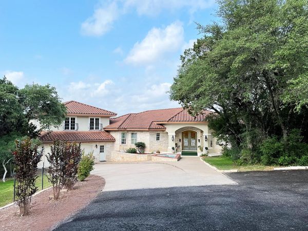 25400 River RD , Spicewood, TX 78669