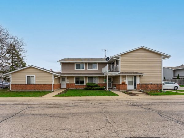 6102 Kit Carson Drive , Hanover Park, IL 60133