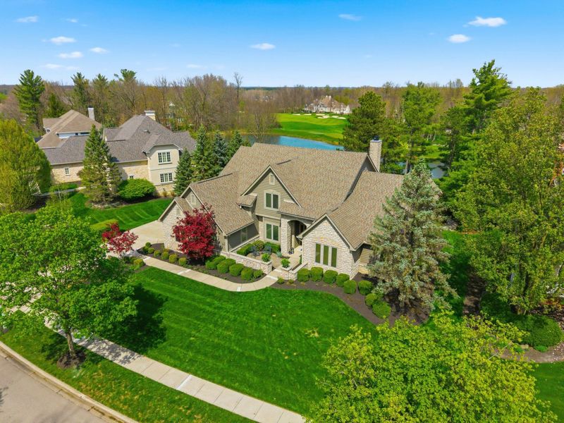 8638 Tartan Fields Drive, Dublin, OH 43017 Photo 8