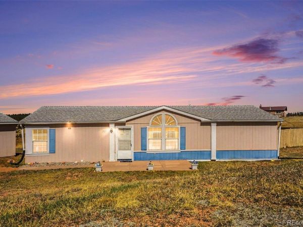 301 E Longbow Drive , Divide, CO 80814