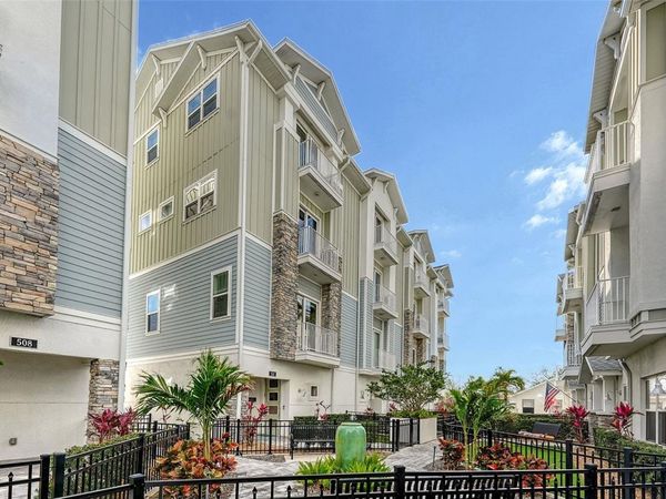 512 LAUREL PARK DRIVE , SARASOTA, FL 34236