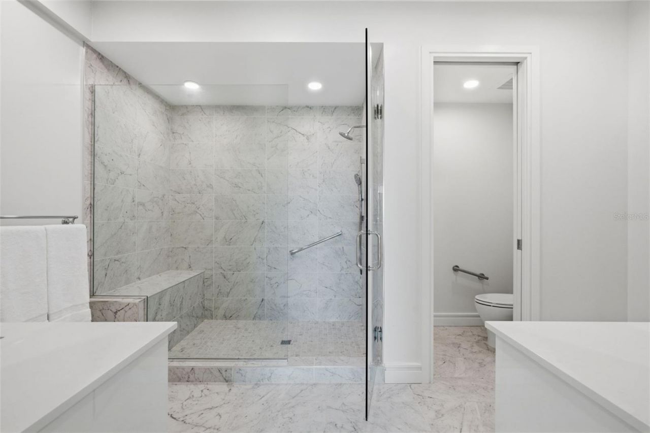 711 S Palm Avenue, Unit 302, Sarasota, FL 34236 Photo