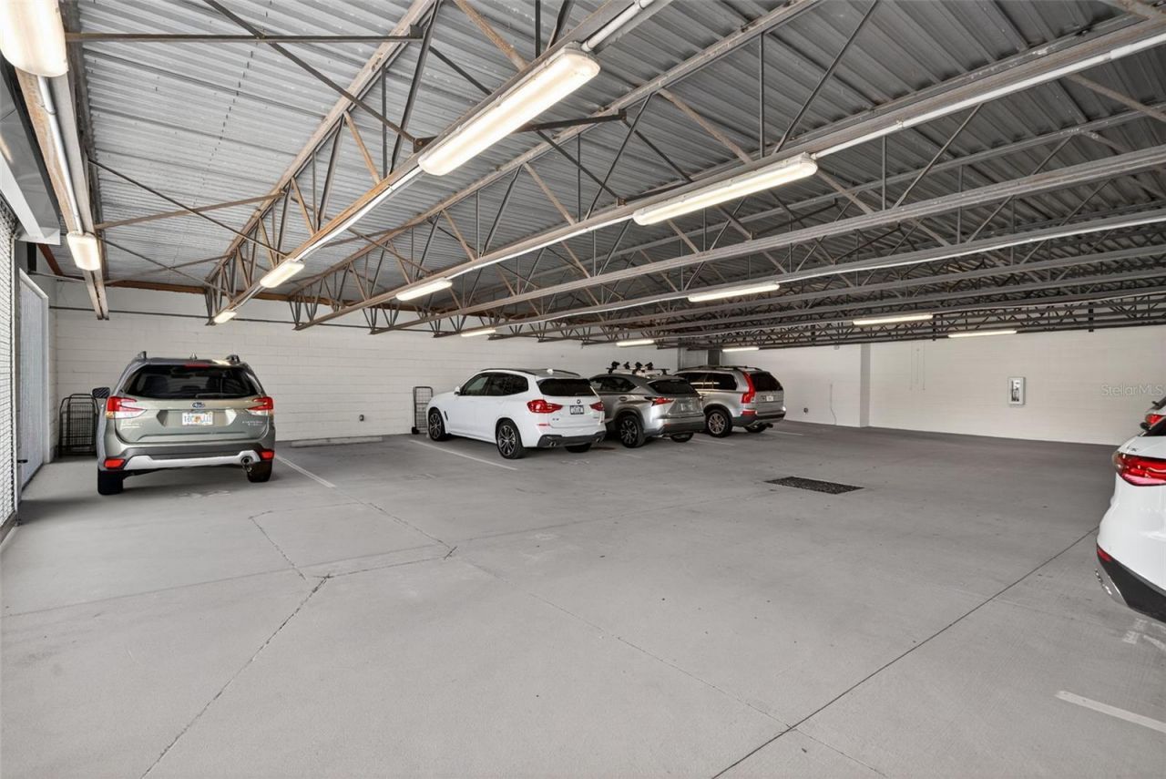 711 S Palm Avenue, Unit 302, Sarasota, FL 34236 Photo