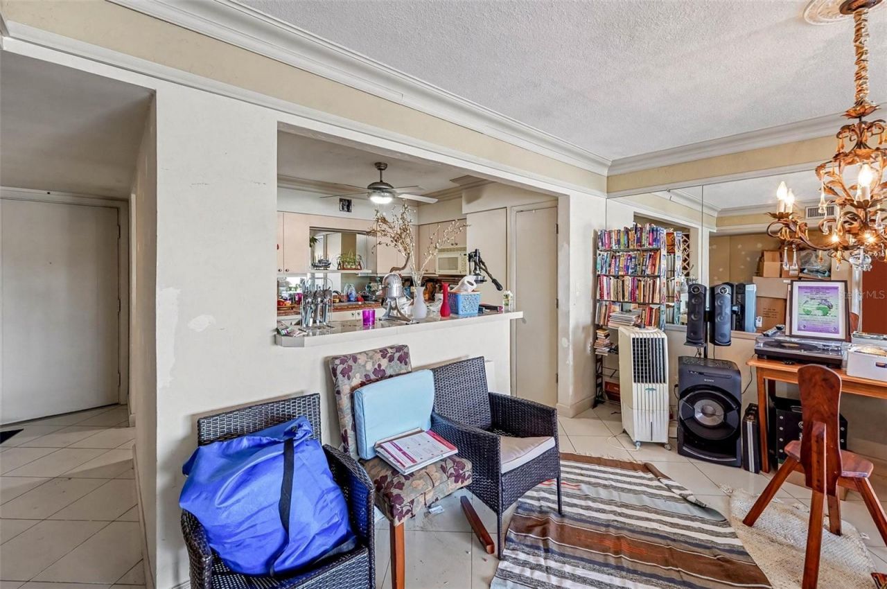 3753 46th Avenue S, Unit 7, Saint Petersburg, FL 33711 Photo