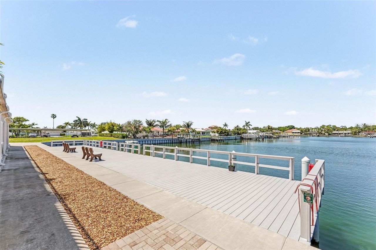 3753 46th Avenue S, Unit 7, Saint Petersburg, FL 33711 Photo