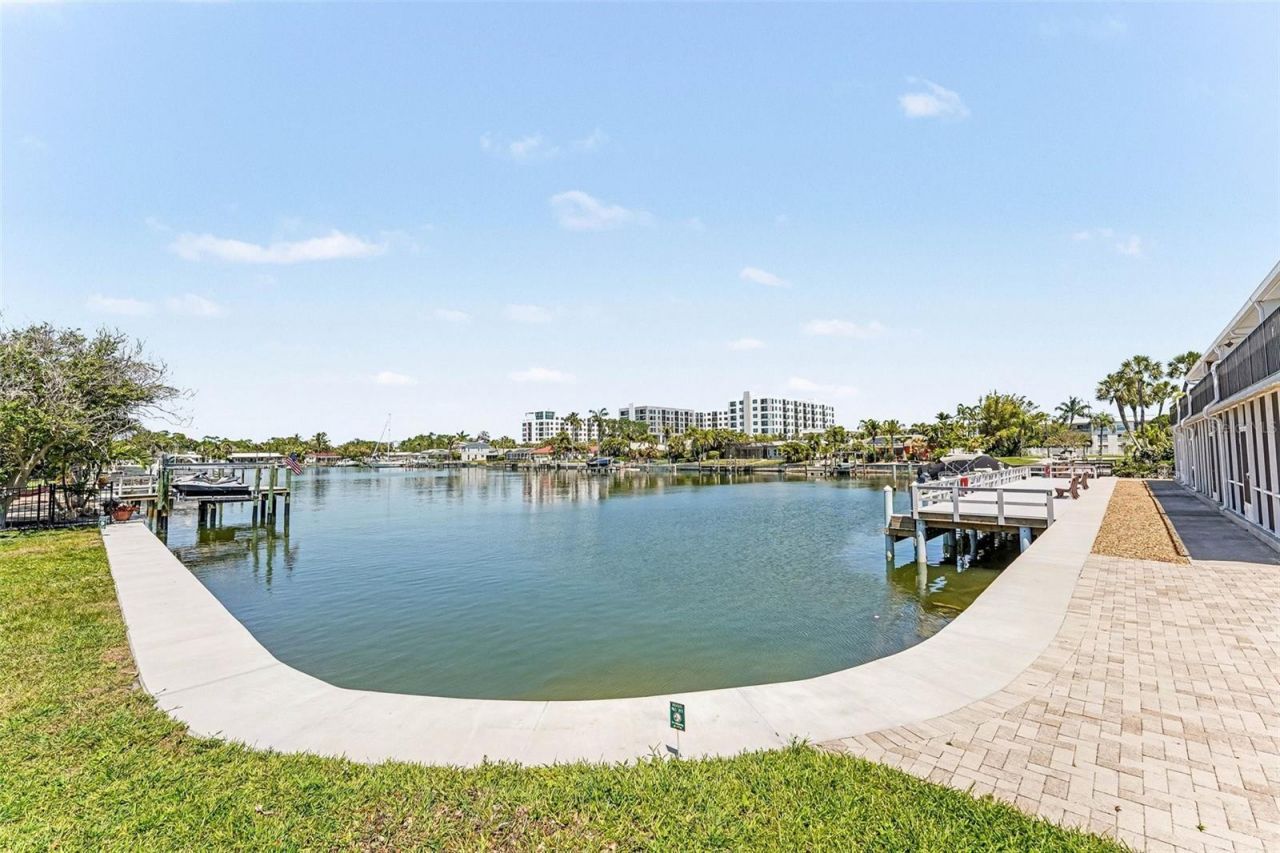 3753 46th Avenue S, Unit 7, Saint Petersburg, FL 33711 Photo