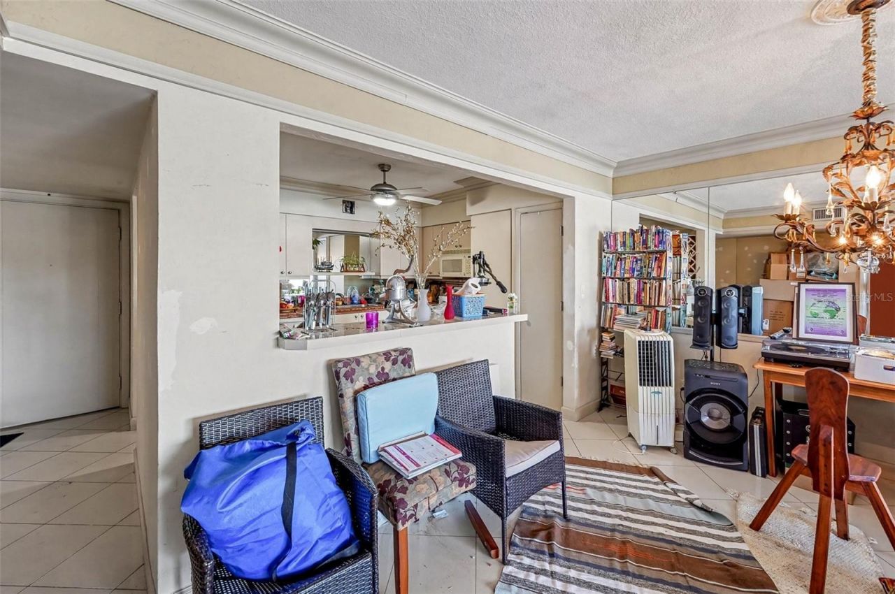 3753 46th Avenue S, Unit 7, Saint Petersburg, FL 33711 Photo