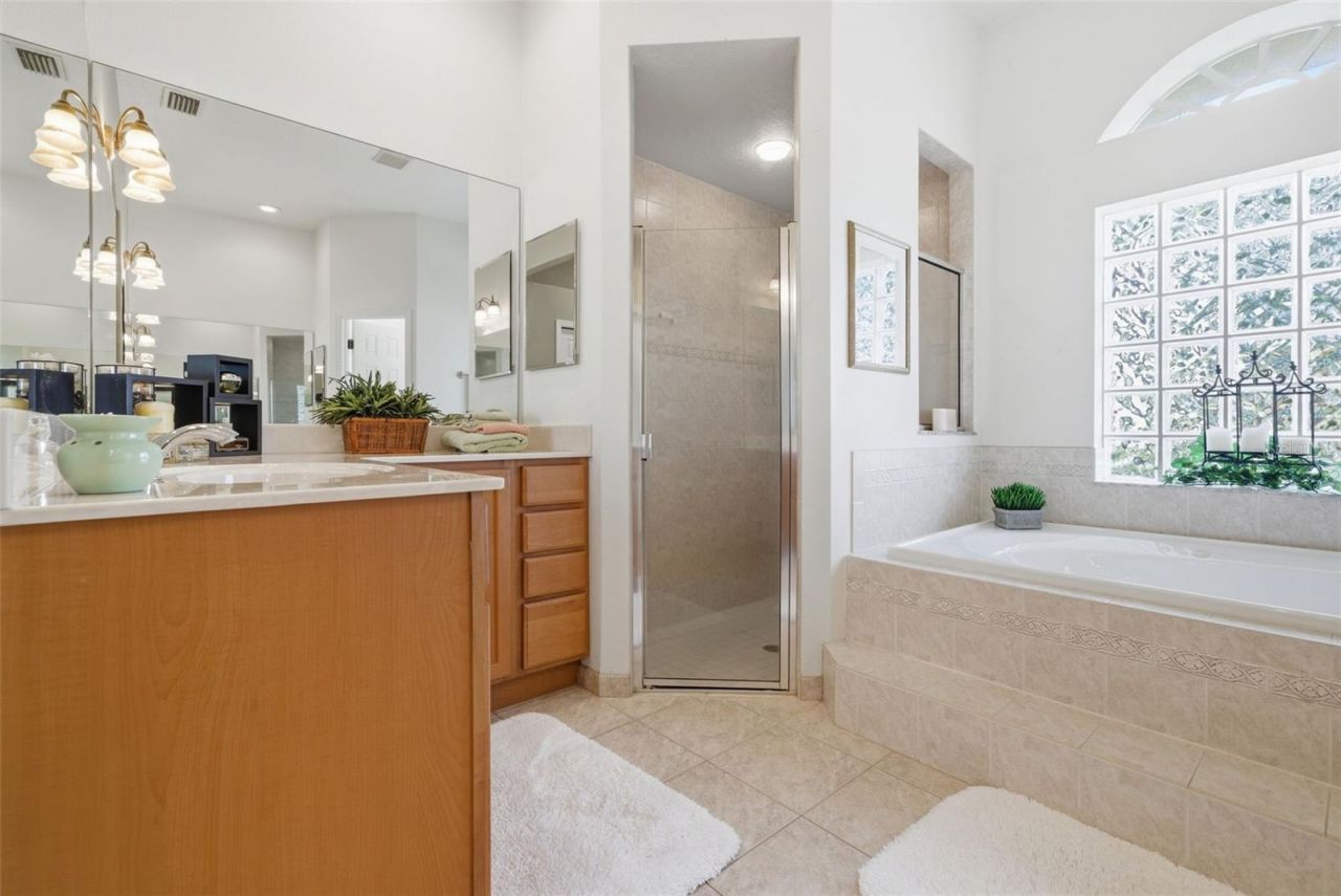 3730 Gaviota Drive, Sun City Center, FL 33573 Photo