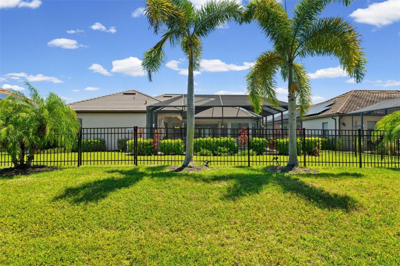 17053 Polo Trail, Lakewood Ranch, FL 34211 Photo