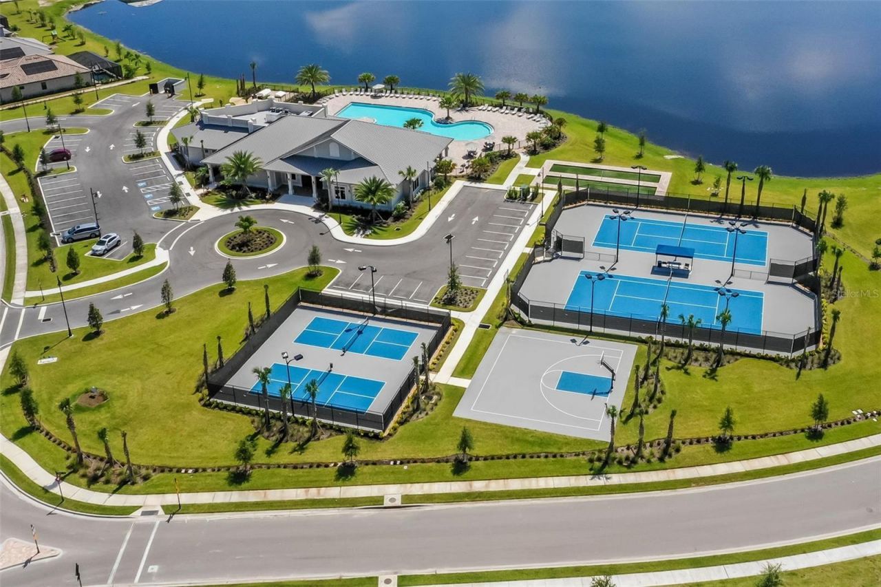 17053 Polo Trail, Lakewood Ranch, FL 34211 Photo