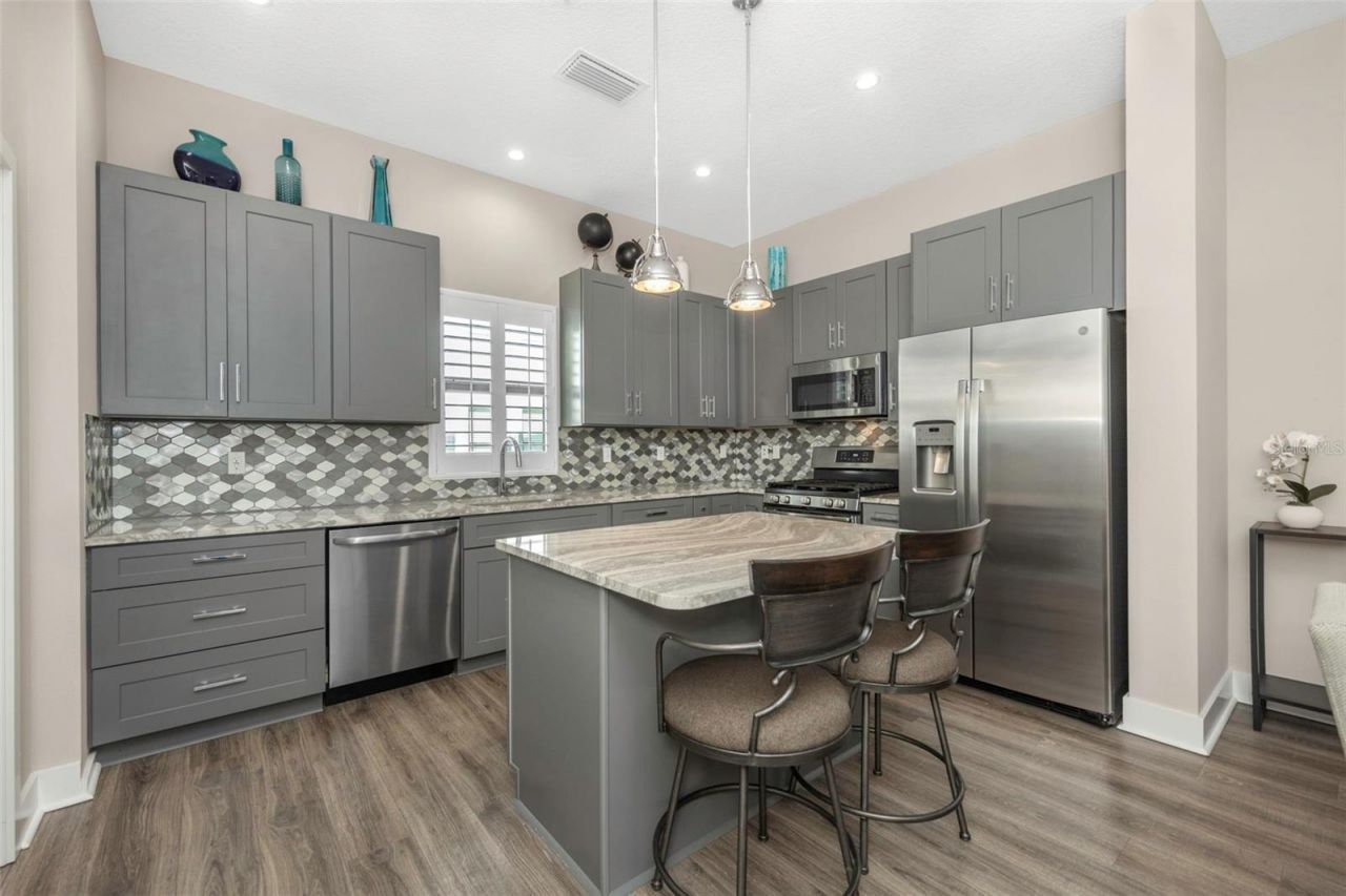 946 Highland Avenue, Unit 45, Dunedin, FL 34698 Photo