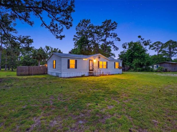 11720 NE 19TH STREET , SILVER SPRINGS, FL 34488