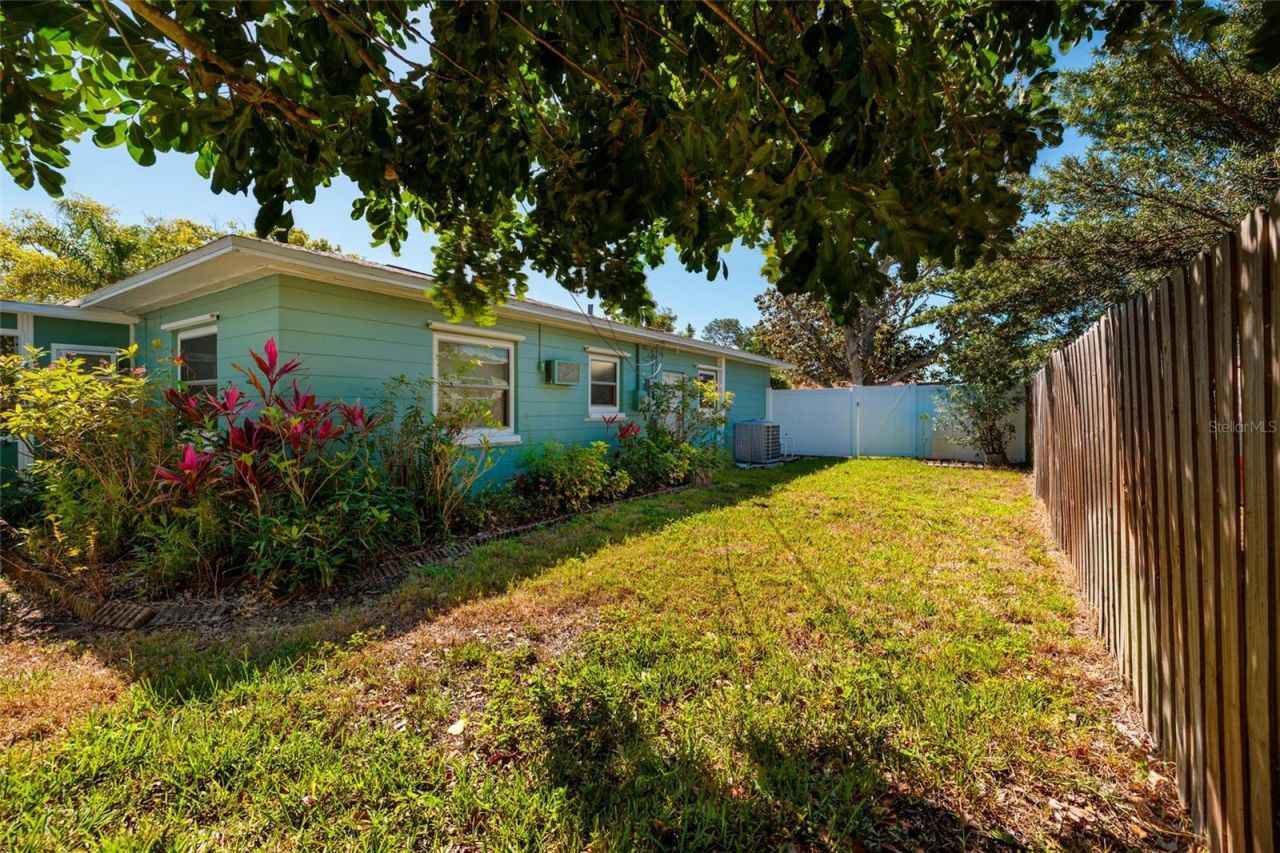 11623 84th Avenue, Seminole, FL 33772 Photo