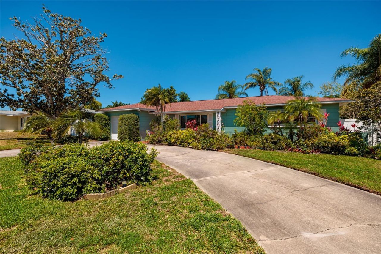 11623 84th Avenue, Seminole, FL 33772 Photo