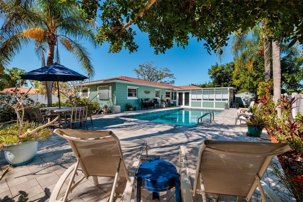 11623 84th Avenue, Seminole, FL 33772 Photo