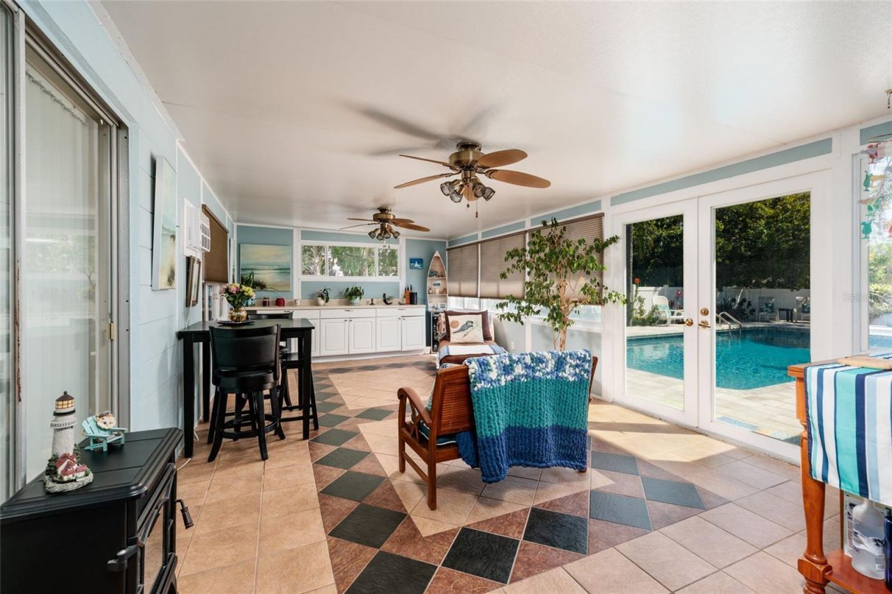 11623 84th Avenue, Seminole, FL 33772 Photo