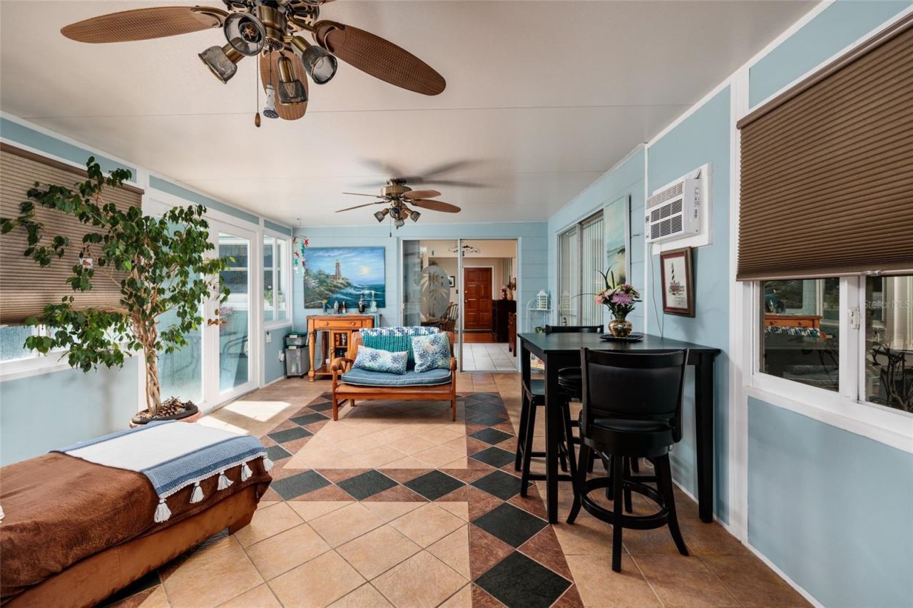 11623 84th Avenue, Seminole, FL 33772 Photo