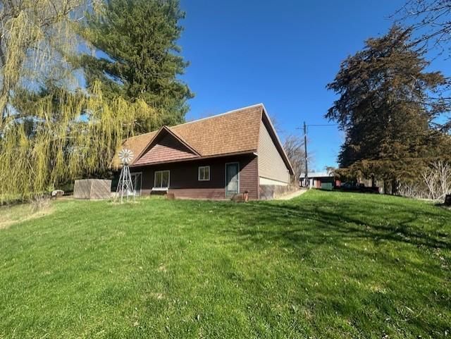 33704 County 25 N, Peterson, MN 55962