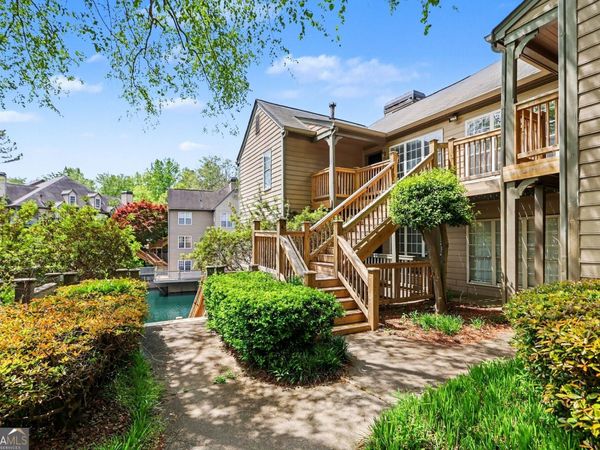 702 Mill Pond Drive SE, Smyrna, GA 30082