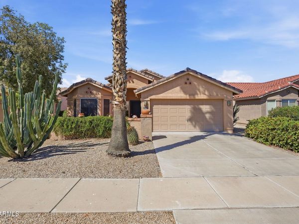 77 N MONTORO Lane, Casa Grande, AZ 85194