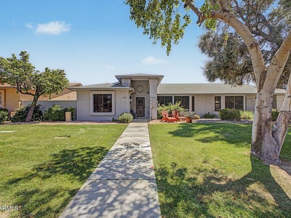 13719 W MEEKER Boulevard, Unit 1E, Sun City West, AZ 85375