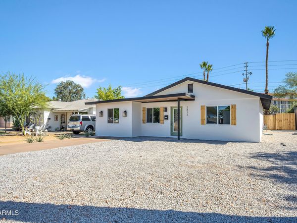 2813 N GREENFIELD Road, Phoenix, AZ 85006