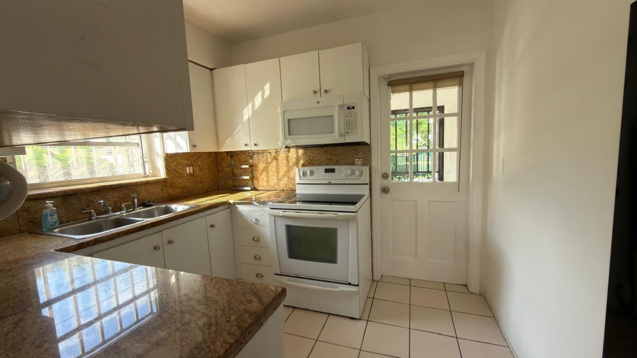 175 SW 25th Road, Miami, FL 33129 Photo