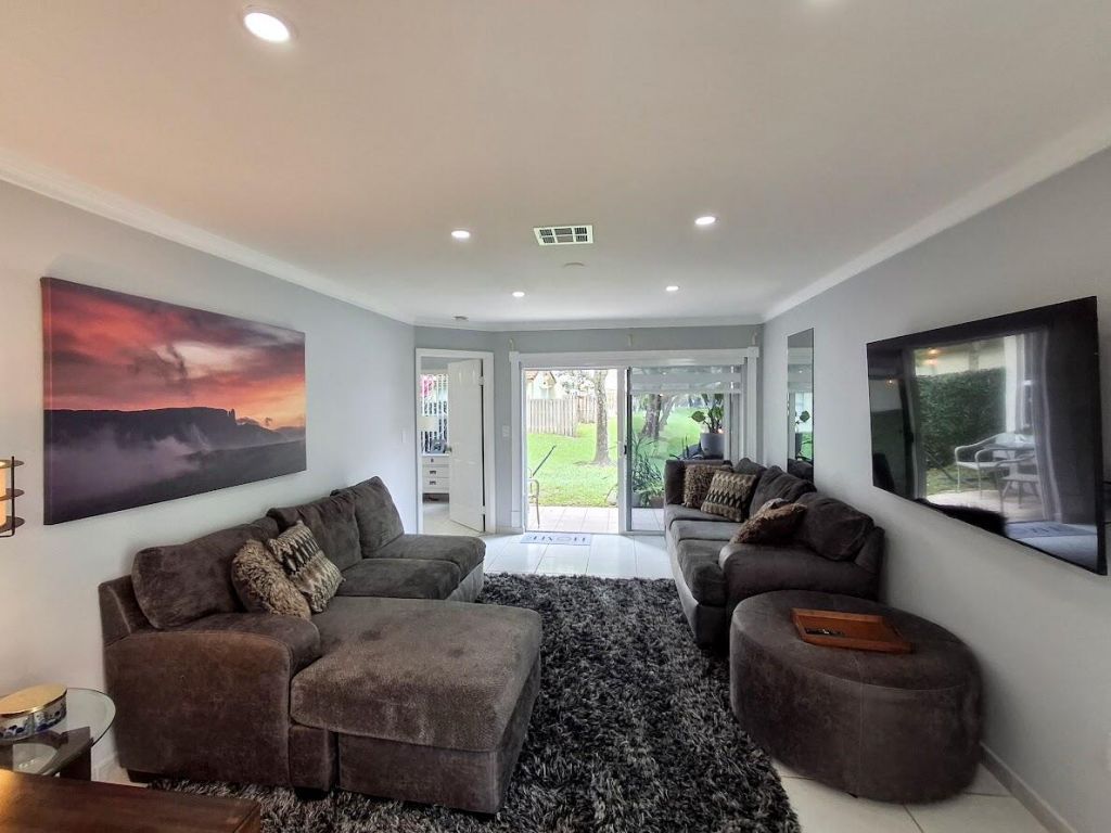 408 NW 108th Terrace Nw, Unit 408, Pembroke Pines, FL 33026 Photo