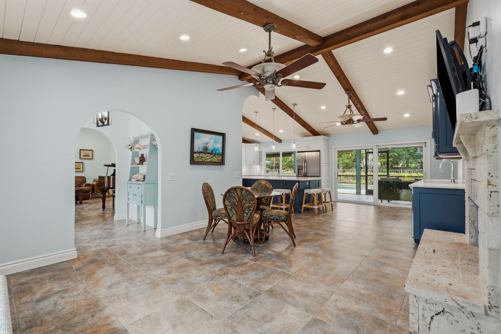 19785 Castlewood Drive, Jupiter, FL 33458 Photo