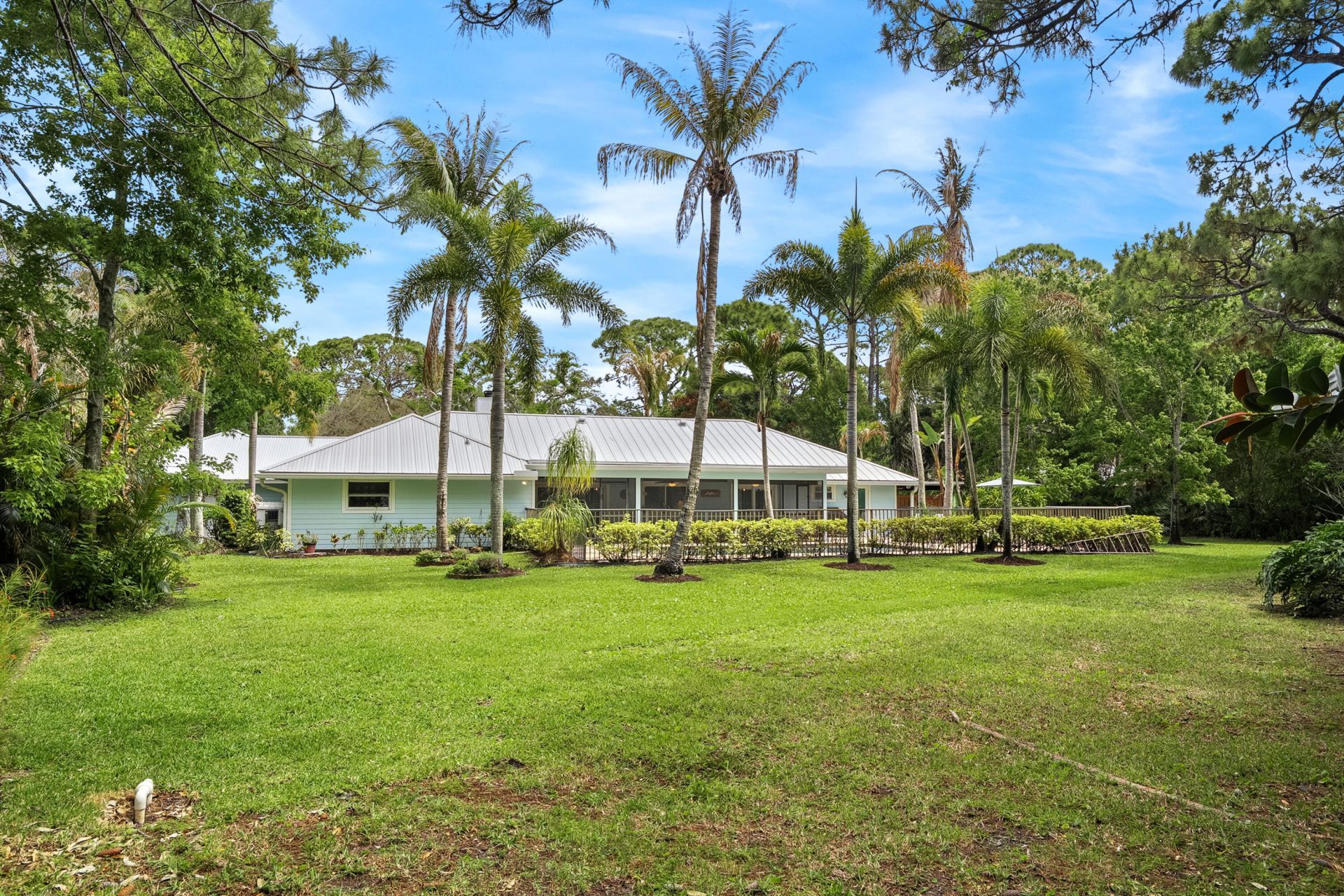 19785 Castlewood Drive, Jupiter, FL 33458 Photo