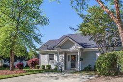 2417 Hansard Drive photo 4