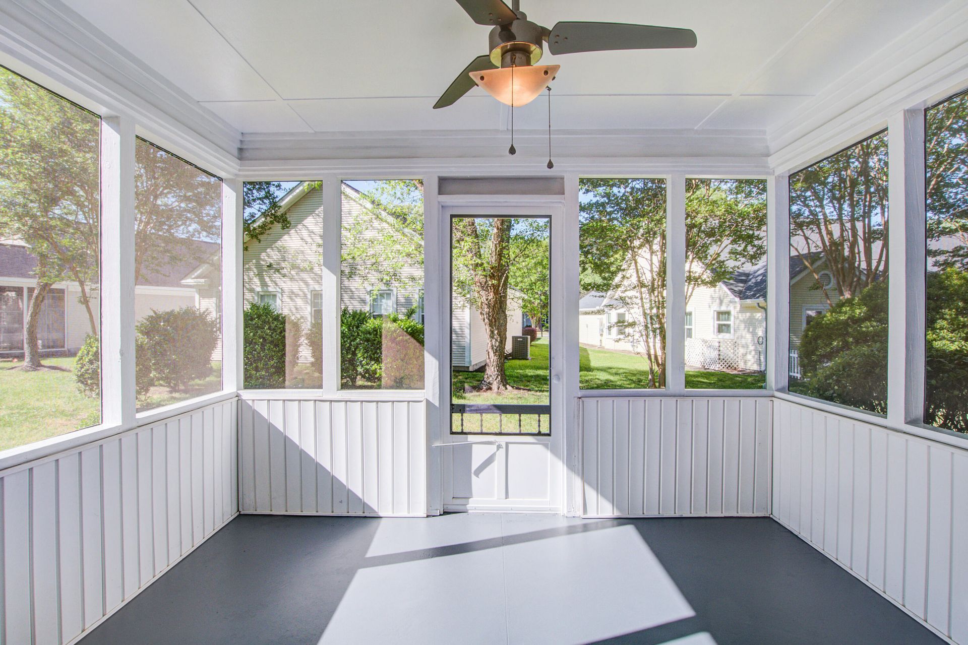 2417 Hansard Drive Photo 27