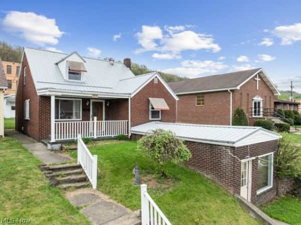 309 Washington St, Newell, WV 26050