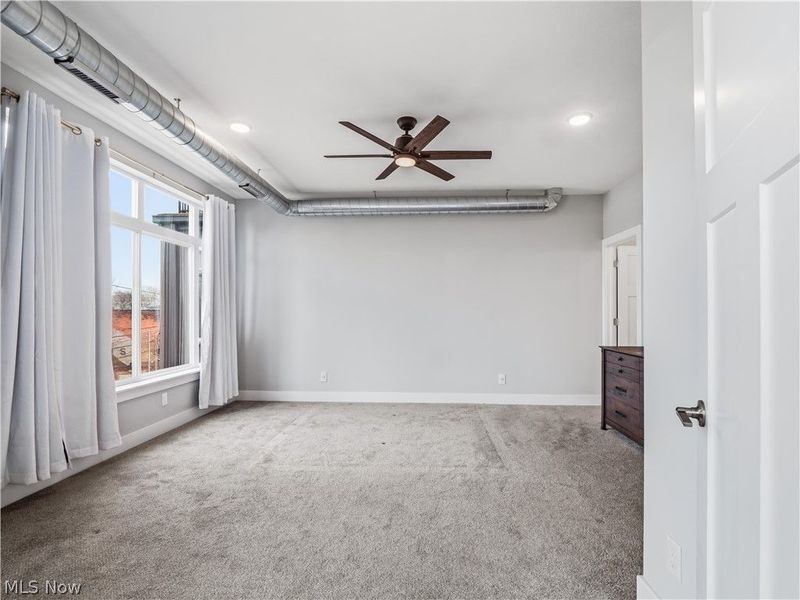 4191 Lorain Court , Cleveland, OH 44113 Photo 23