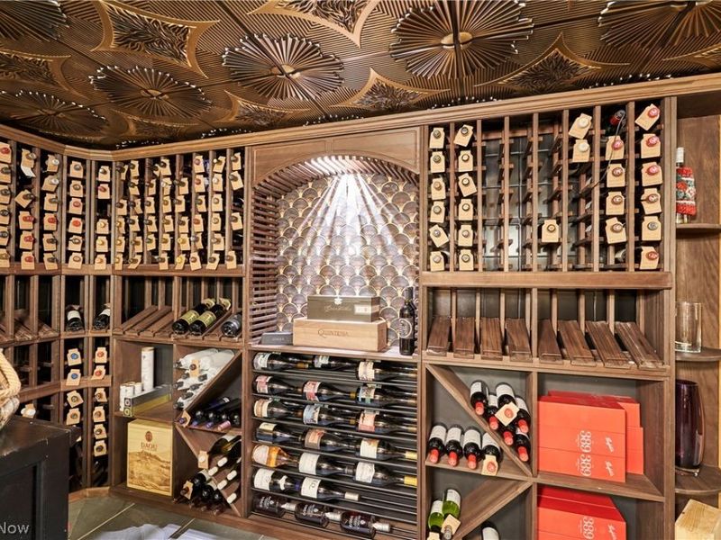 69 E Fairlawn Boulevard, Akron, OH 44313 Photo 41