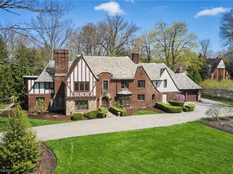 69 E Fairlawn Boulevard , Akron, OH 44313 Photo 47