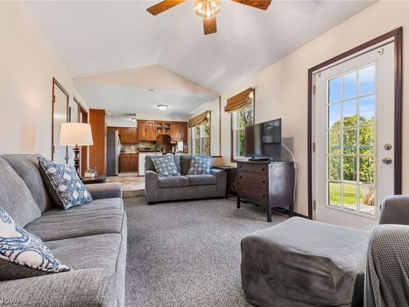 5511 Bonham Avenue NW, Canal Fulton, OH 44614 Photo 6