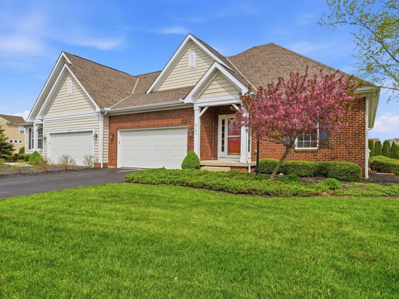 6184 Rays Way, Unit 22, Hilliard, OH 43026 Photo 1
