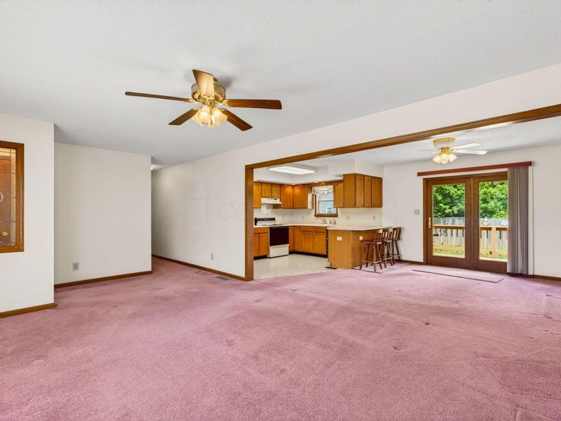 216 Westwood Drive, Circleville, OH 43113 Photo 6
