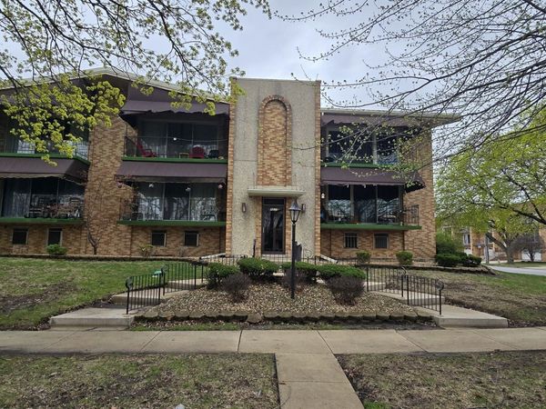 9637 S Keeler Avenue , Unit 1E, Oak Lawn, IL 60453