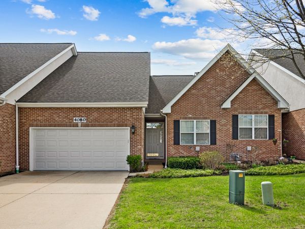4080 Pheasant Court , Unit 4080, St. Charles, IL 60174