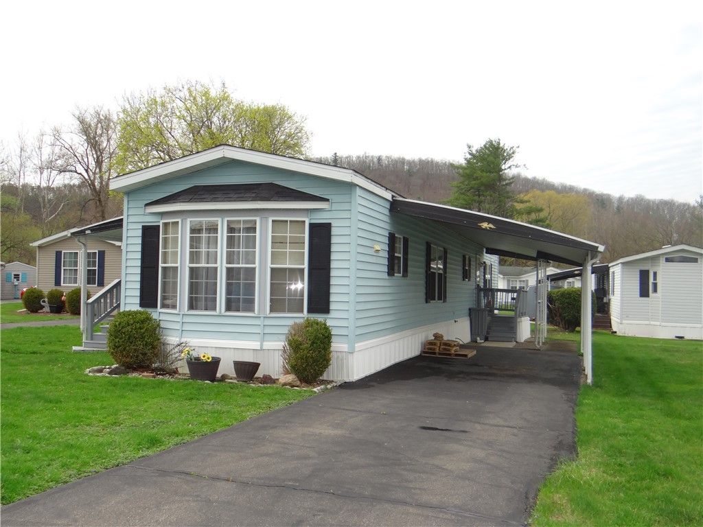 34 Breesport Rd #38, Horseheads, NY 14845 Main Photo
