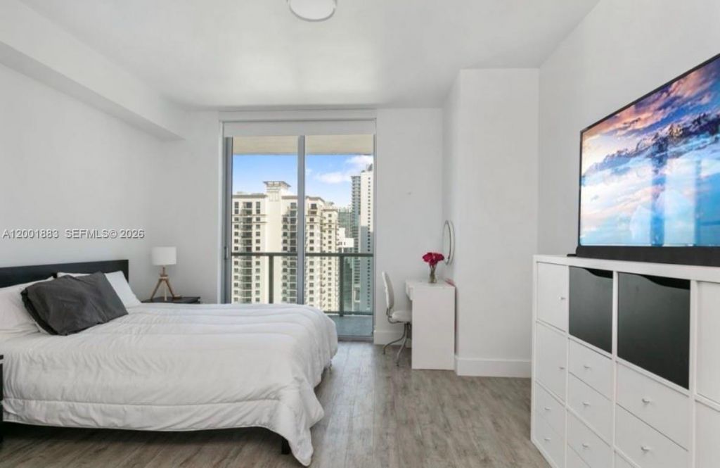 1111 SW 1st Ave, Unit 3222-N, Miami, FL 33130 Photo