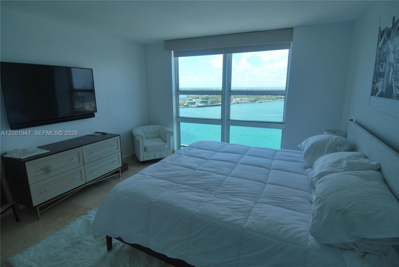 90 Alton Rd, Unit 2606, Miami Beach, FL 33139 Photo