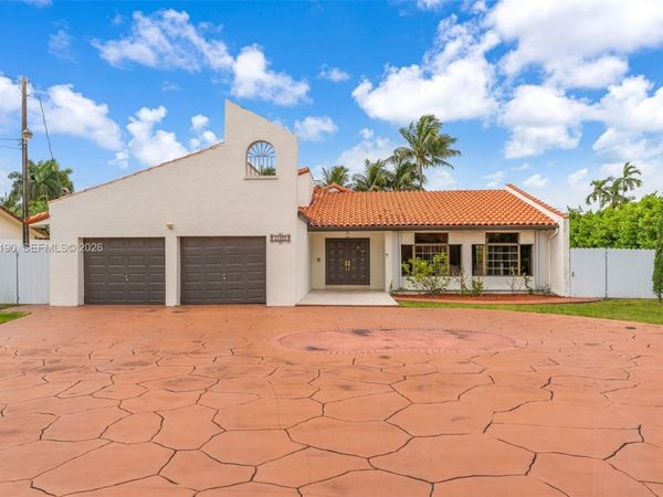 11350 SW 30th St , Miami, FL 33165