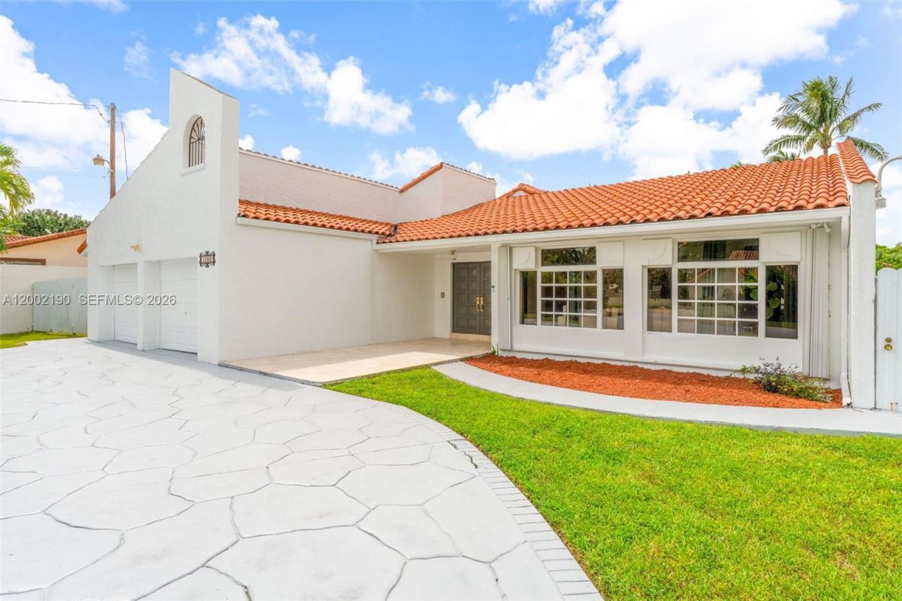 11350 SW 30th St, Miami, FL 33165 Photo